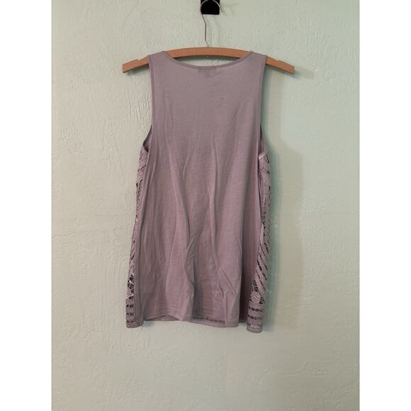 Express Women’s SP Silver Embroidered Lace Overlay Dressy Tank Top 16” PTP - Picture 4 of 4